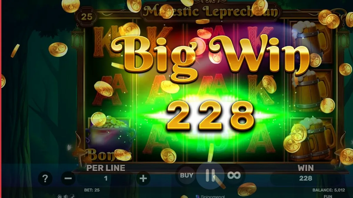 Ang makulay at mahiwagang visual na presentasyon ng Majestic Leprechaun slot na may temang Irish.